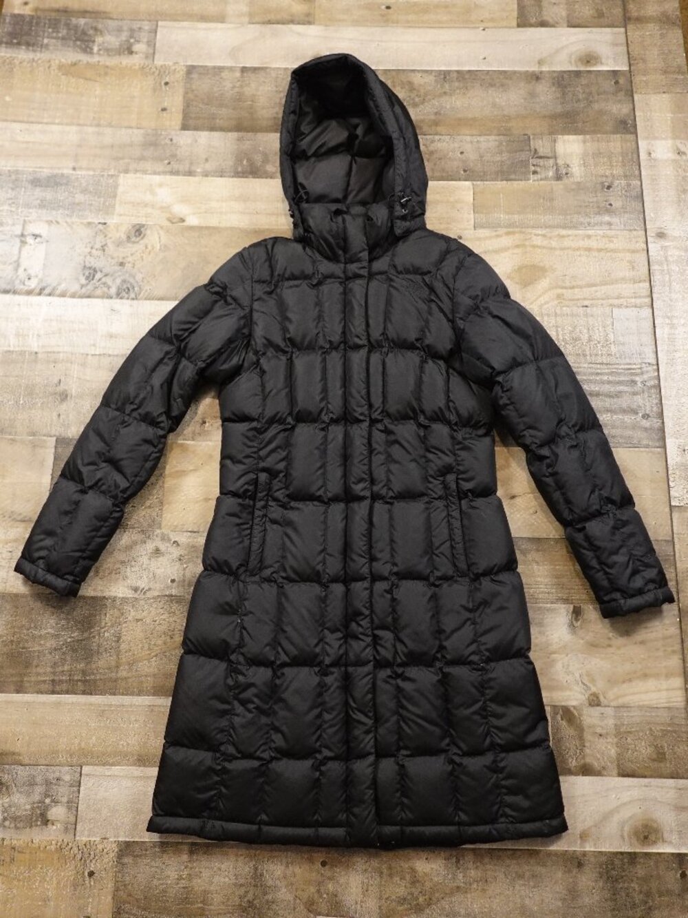 The North Face 550 Down Long Parka Women’s Small Black Hooded Winter Coat